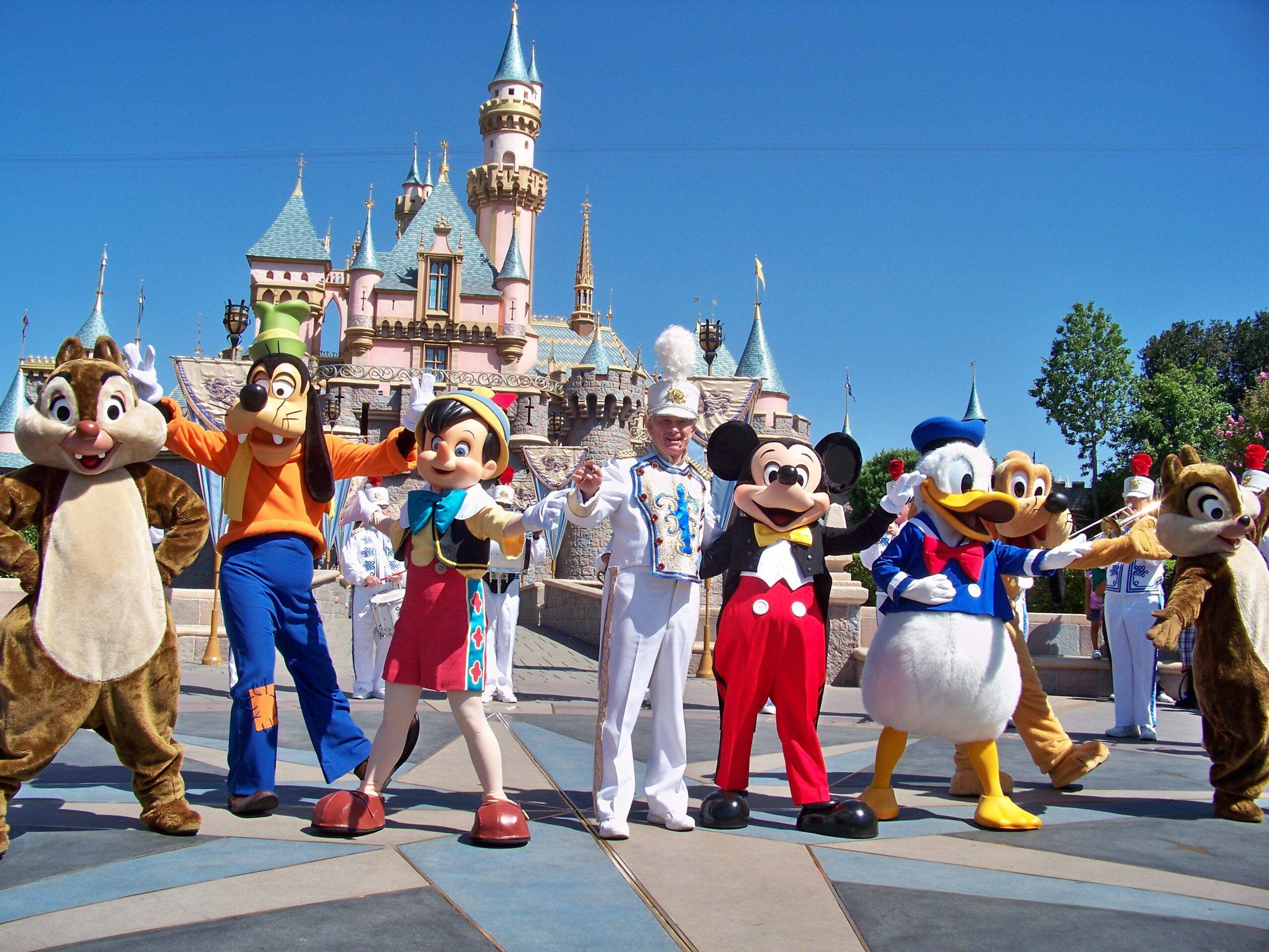 Disneyland is Coming to Abu Dhabi: A New Era of Magic!